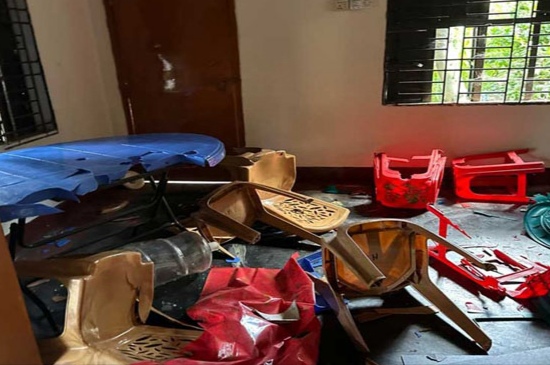 রূপগঞ্জে জিয়াউর রহমানকে কটূক্তি করায় যুবলীগ নেতার বাড়িতে হামলা