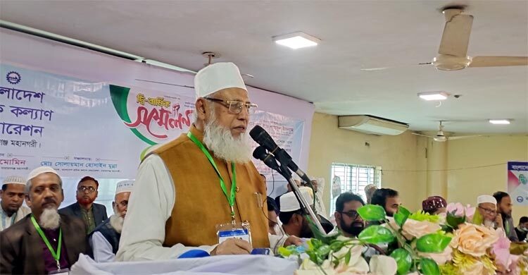 শ্রমজীবী মানুষকে বাদ দিয়ে পরিবর্তন সম্ভব নয় : শামসুল ইসলাম