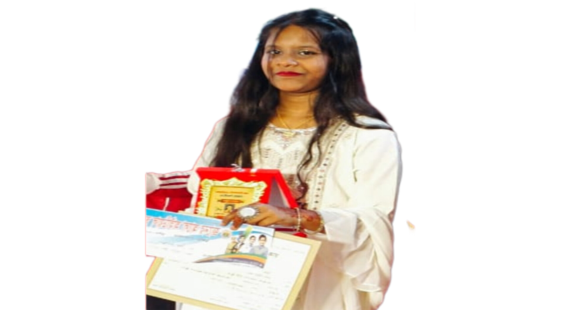 মেধাবী শিক্ষার্থী হিসেবে সম্মাননা পেলেন সাংবাদিক মিঠুন মিয়া’র একমাত্র কন্যা মিম ইসলাম
