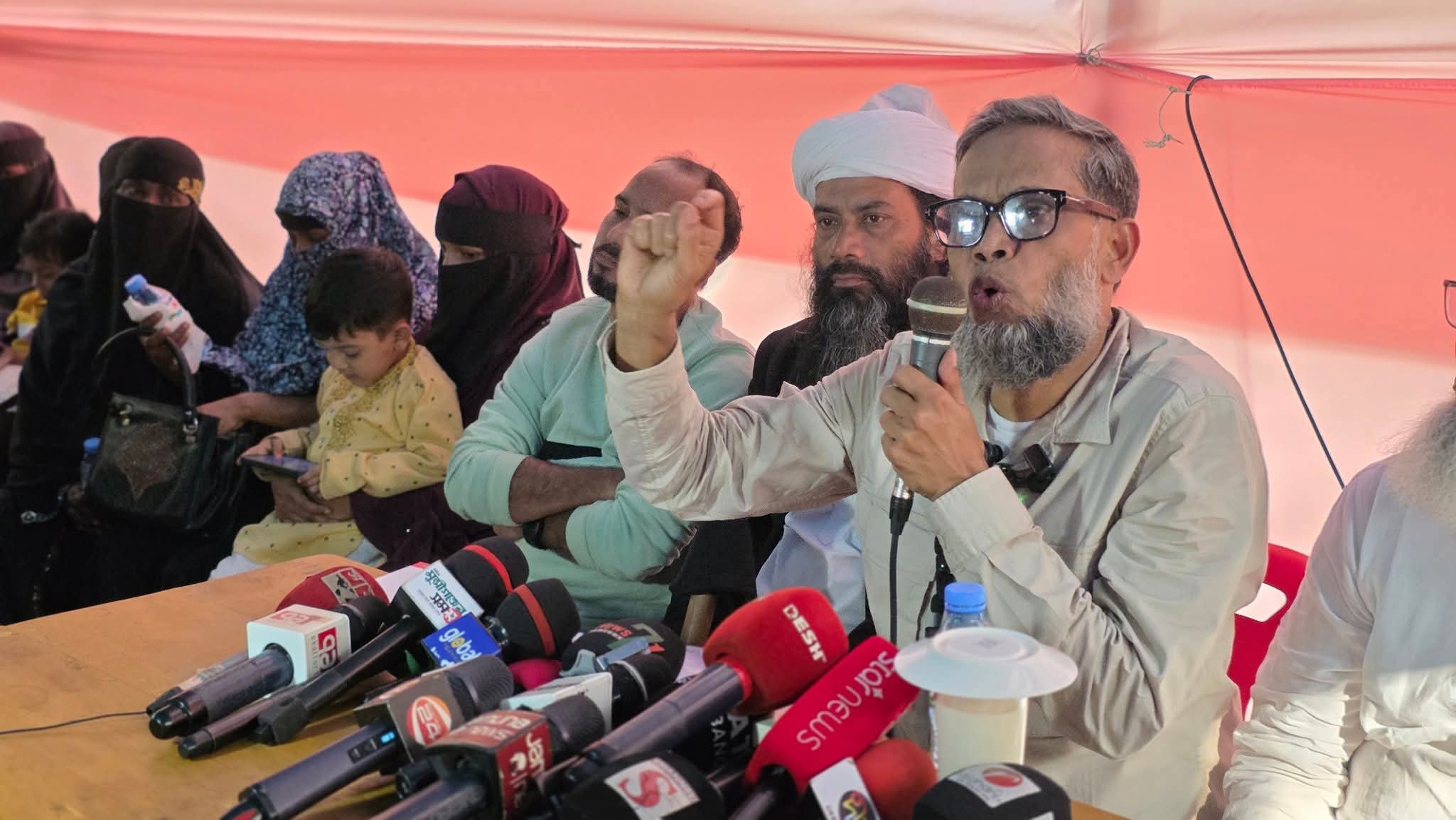 গজারিয়া সাংবাদিকদের সাথে মত বিনিময় করেন মুন্সিগঞ্জ-৩ আসনের ধানের শীষের প্রার্থী কামরুজ্জামান রতন