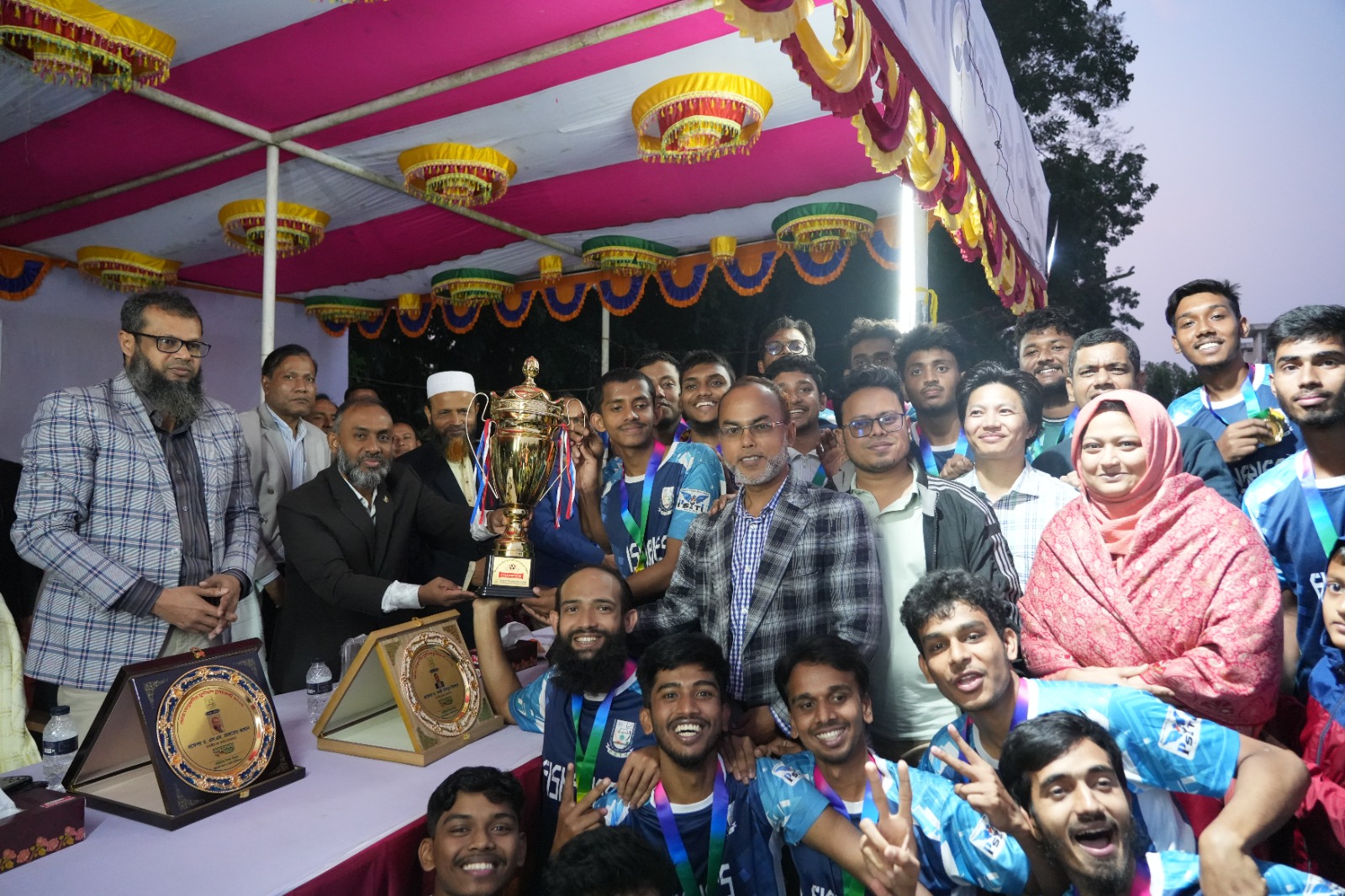 পটুয়াখালী ভার্সিটি’র ফুটবল টুর্নামেন্টে ফিশারিজ অনুষদ চ্যাম্পিয়ন।।