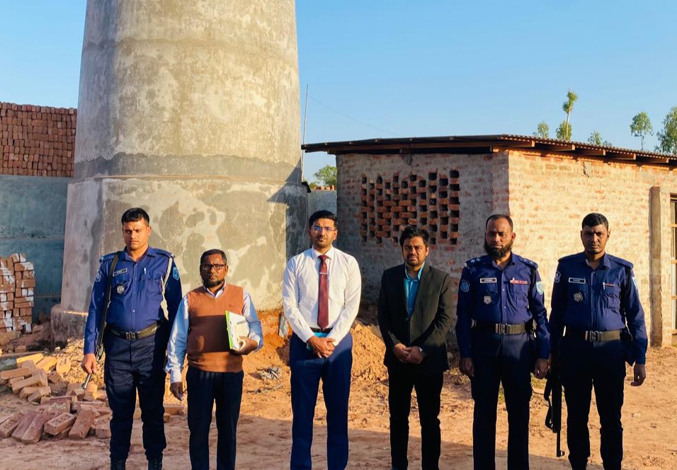 নাগেশ্বরীতে ৩ ইটভাটাকে ভ্রাম্যমান আদালতের অভিযানে জরিমানা