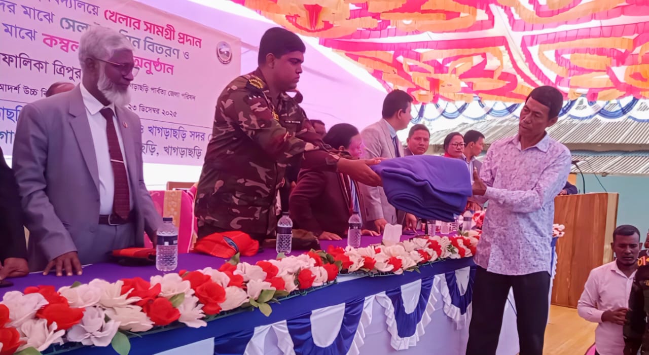 ডাকসু সদস্য হেমা চাকমার পিতার চিকিৎসার দায়িত্ব নিল সেনাবাহিনী