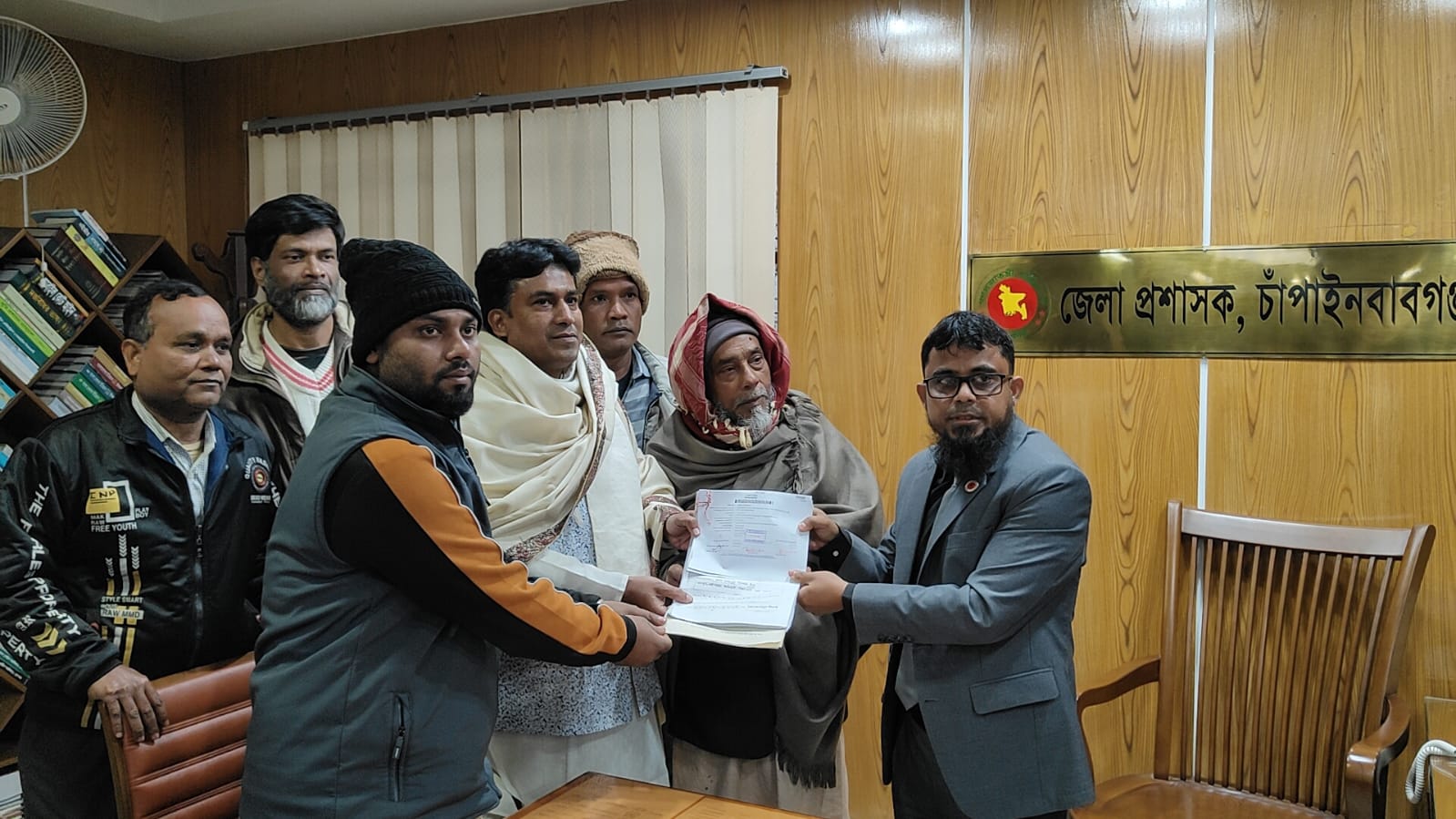 চাঁপাইনবাবগঞ্জ-৩ আসনে জেএসডির প্রার্থী সুমন খাঁনের মনোনয়নপত্র দাখিল