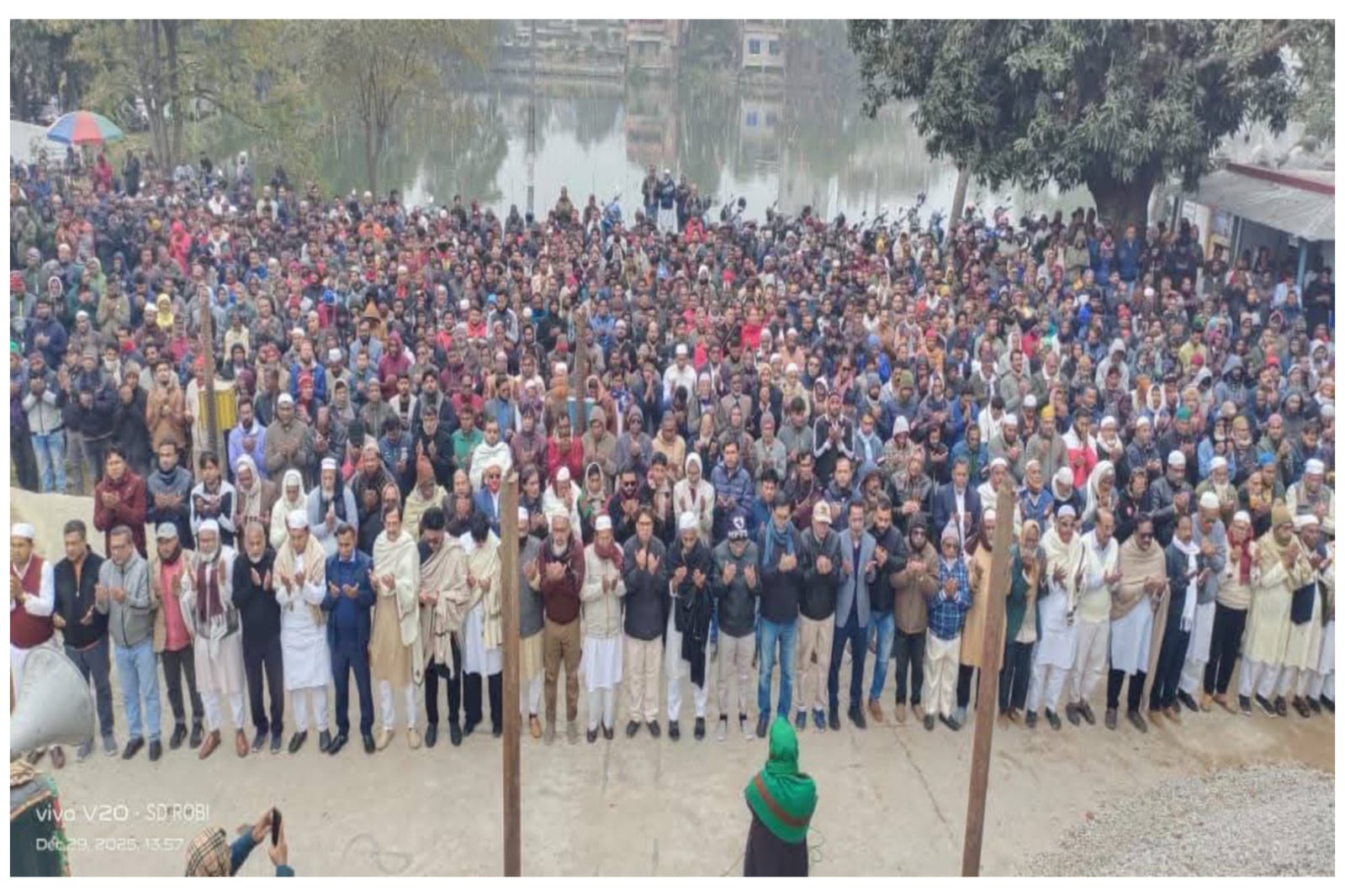 ত্রয়োদশ জাতীয় সংসদ নির্বাচনে প্রতিদ্বন্দ্বিতার আনুষ্ঠানিক সূচনা যশোর-৫ আসনে মনোনয়নপত্র জমা দিলেন ৮ প্রার্থী