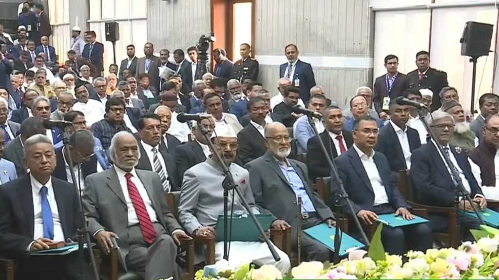 শপথ নিলেন বিএনপির সংসদ সদস্যরা
