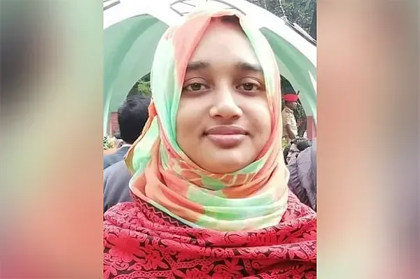 ইসলামী বিশ্ববিদ্যালয়ে ছুরিকাঘাতে নারী শিক্ষকের মৃত্যু, কর্মচারীর আত্মহত্যার চেষ্টা