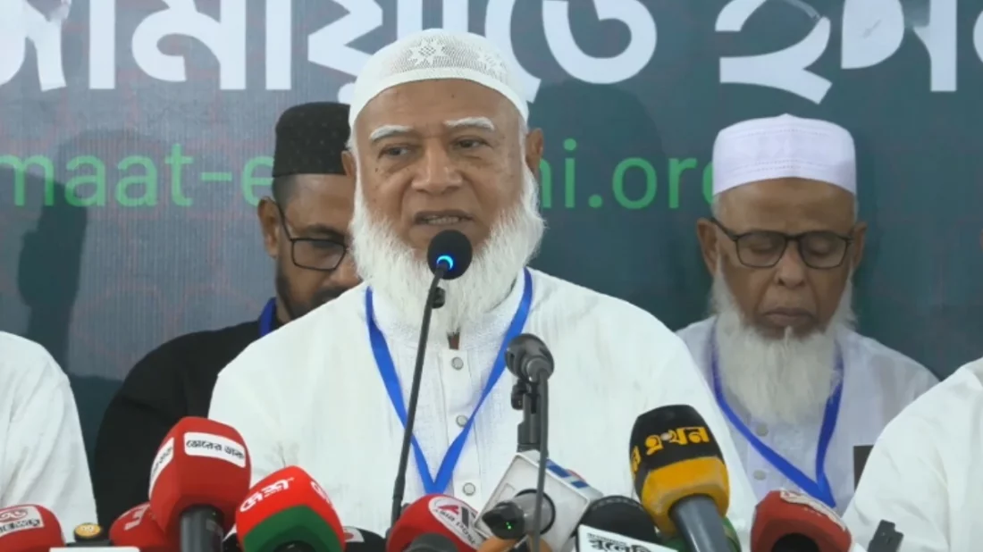 ‘কুচি কুচি করে কাটার পরে বলেন-আসুন ঐক্যবদ্ধভাবে দেশ চালাই’ আমির ডা. শফিকুর রহমান