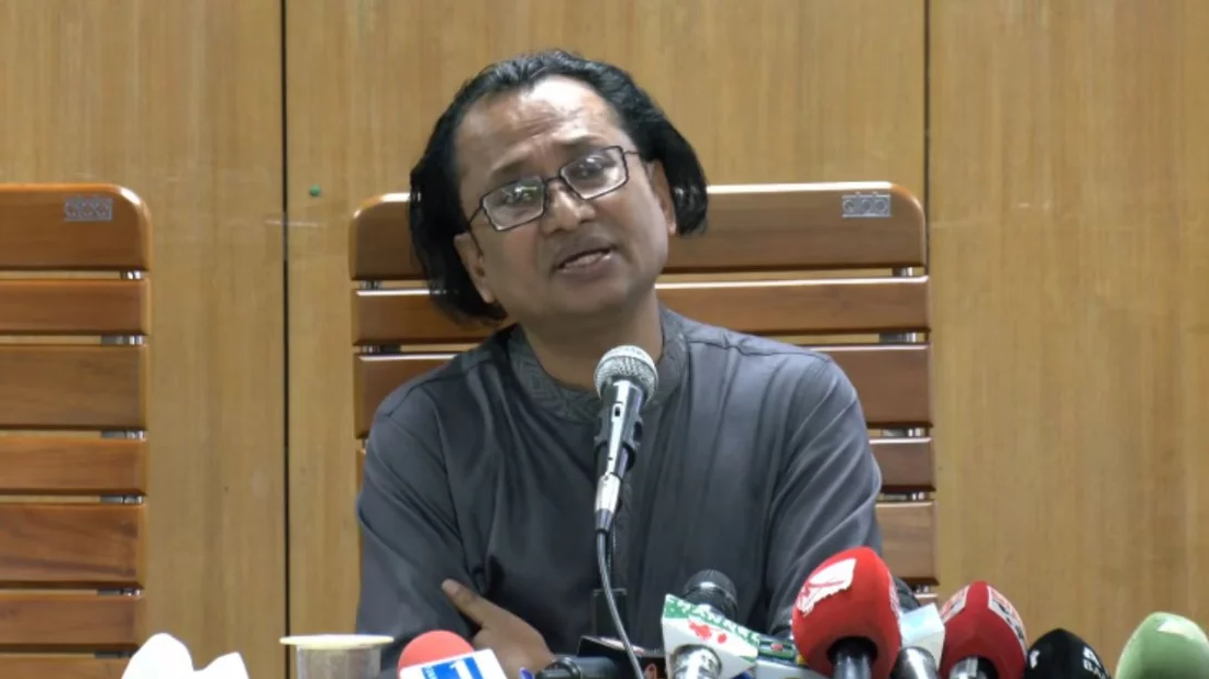 ‘বিমানবন্দরে আমার সঙ্গে সঠিক ব্যবহার করা হয়নি, প্রতিবাদ জানাতে তাৎক্ষণিক ফিরে এসেছি’