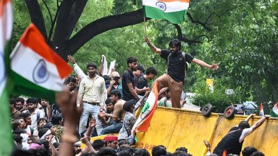 আইআইটি মাদ্রাজের নির্দেশে শিক্ষার্থীদের আন্দোলনের ভিডিও মুছে ফেলার নির্দেশনা