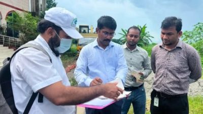 ধামরাইয়ে অবৈধ সিসা কারখানায় অভিযান, দুই লাখ টাকা জরিমানা