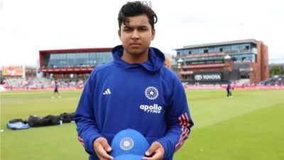 বৈভব সূর্যবংশীর অভিষেকে টেন্ডুলকারের রেকর্ড ভাঙল ভারত