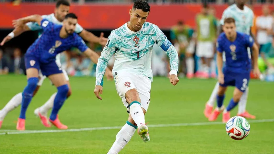 ‘বিসমিল্লাহ’ বলে পেনাল্টিতে গোলের দেখা পেলেন রোনালদো !