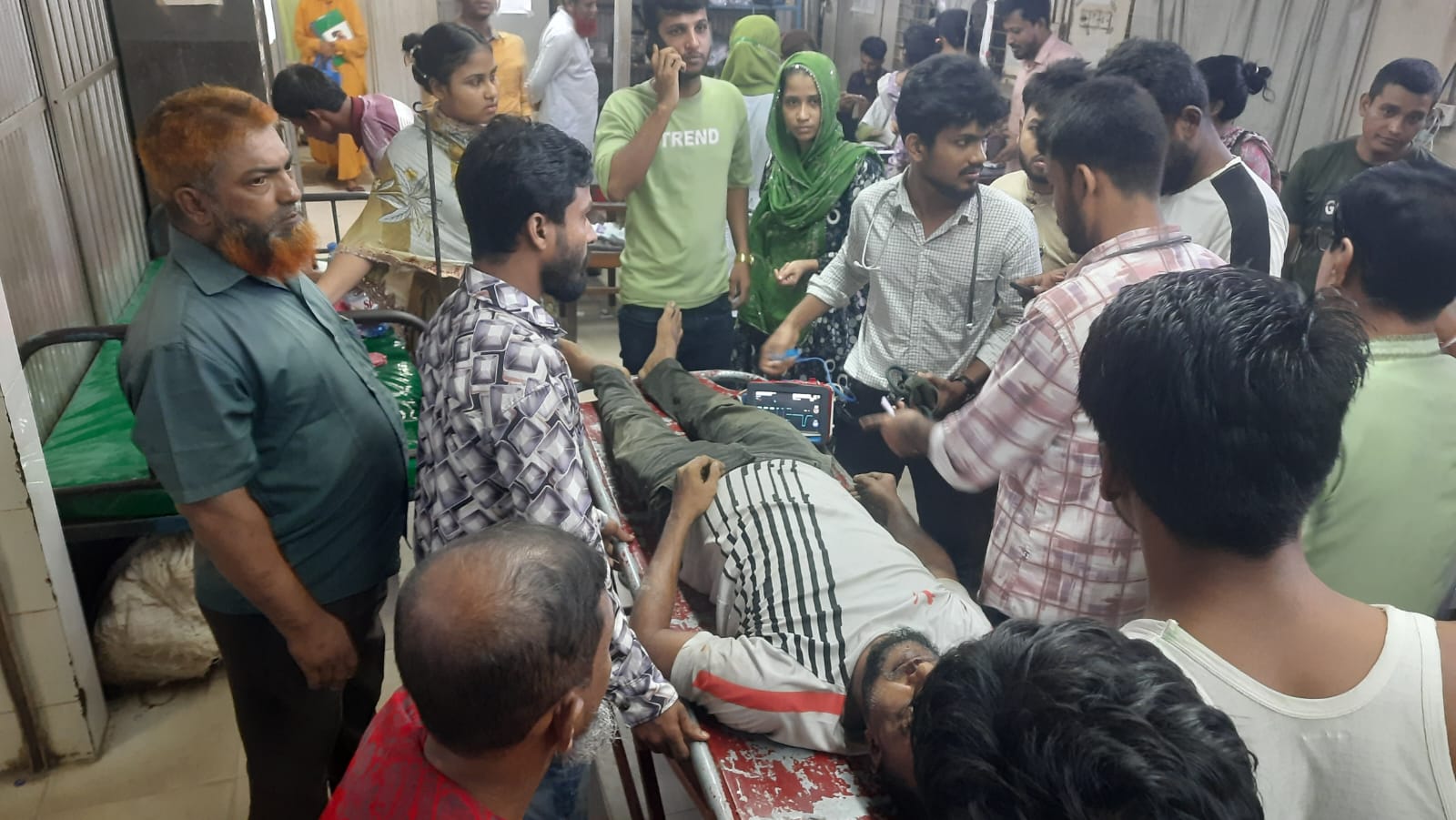 নারায়ণগঞ্জের সিদ্ধিরগঞ্জে প্রাইভেটকার চালকের মারধরে অটো চালকের মৃত্যু