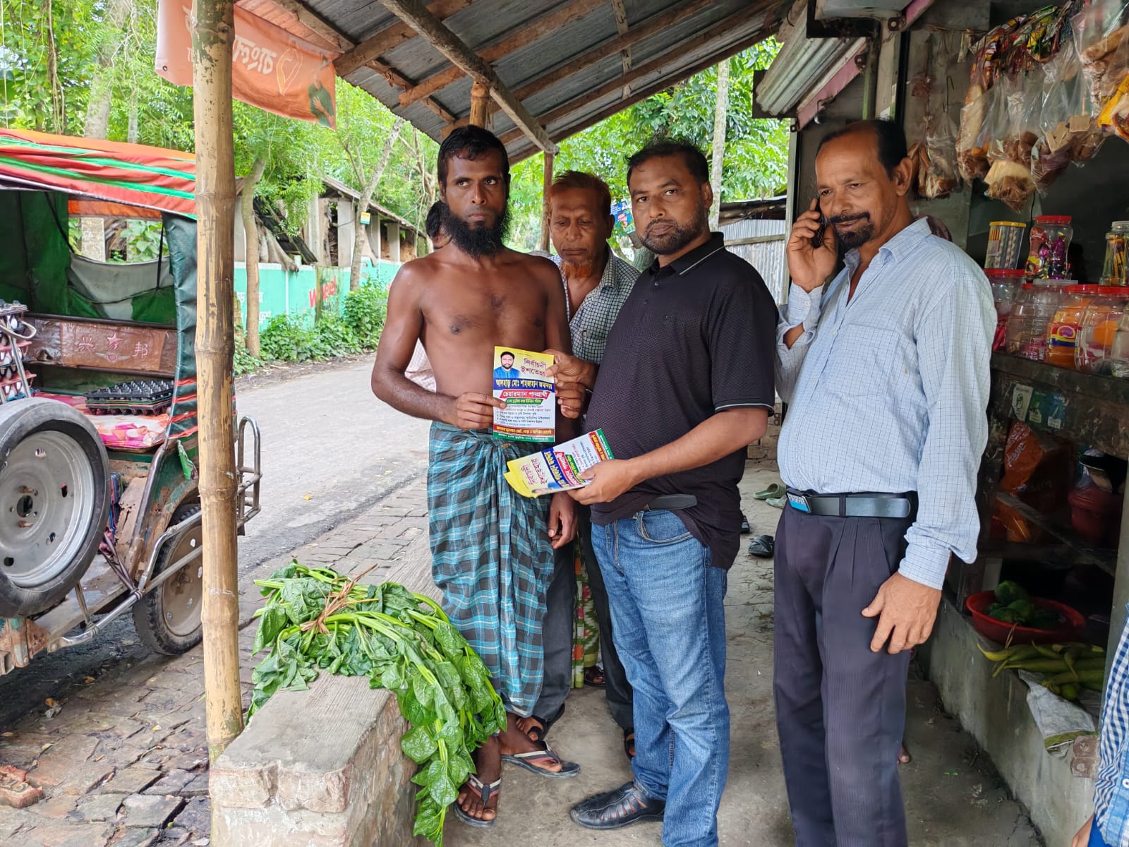 ডুমুরিয়ায় সদর ইউনিয়নে বিএনপি নেতা শাহজাহান জমাদ্দারের ব্যাপক গণসংযোগ