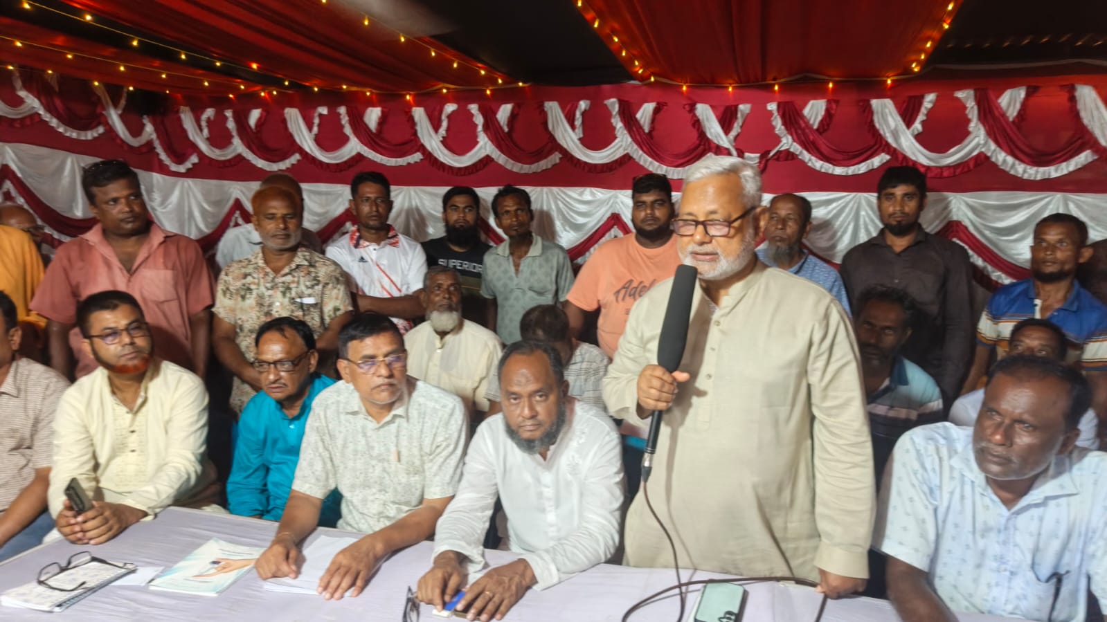 দিনাজপুরের বীরগঞ্জে হরিবাসর অনুষ্ঠানে সংসদ সদস্য মঞ্জু