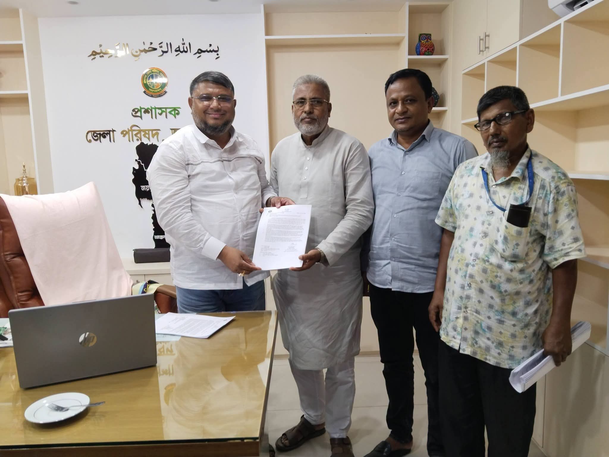 বাগজানার ১১’টি প্রতিষ্ঠানে জেলা পরিষদের সাড়ে ১৯ লাখ টাকা প্রদান