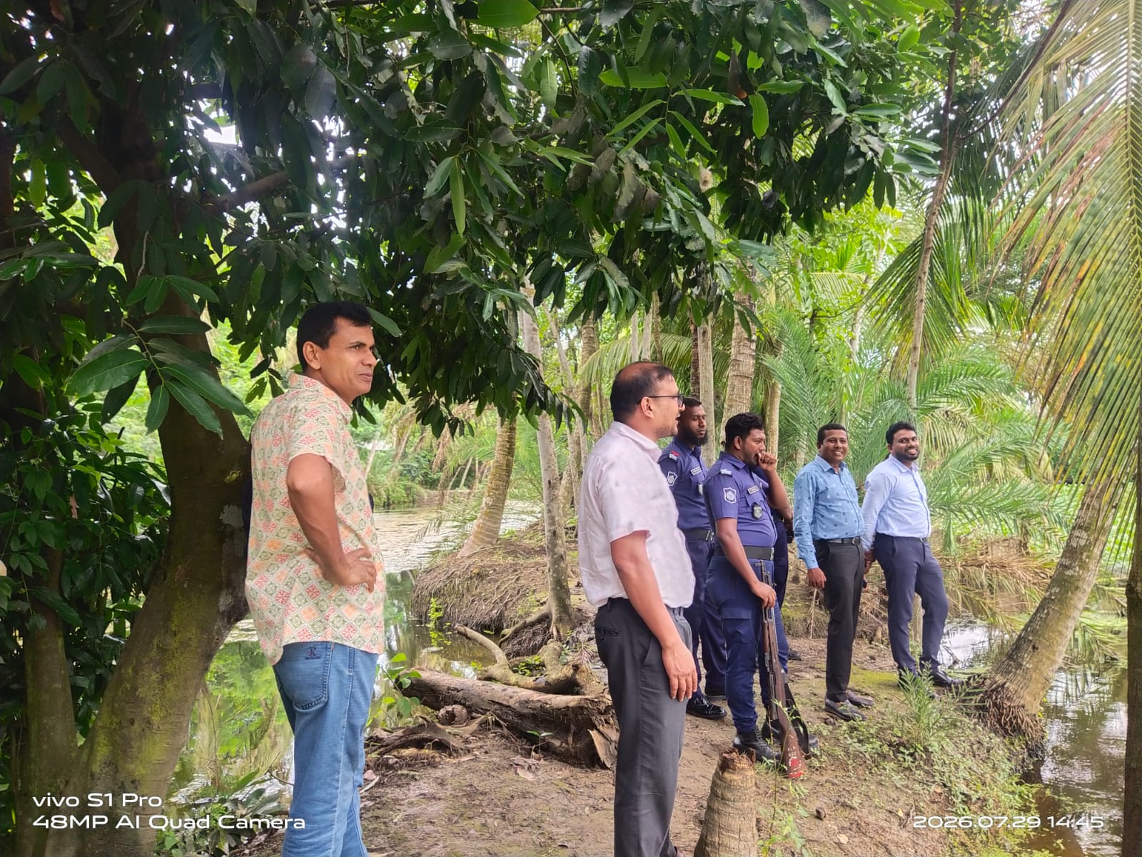 ভদ্রা খালে অবৈধ নেট-পাটা ও চায়না দুয়ারী জালের বিরুদ্ধে সাঁড়াশি অভিযান: দেশীয় প্রজাতির মাছ রক্ষায় নতুন আশা