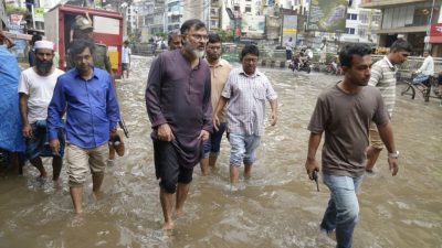 মিরপুরে জলাবদ্ধতা পরিস্থিতি পরিদর্শন করলেন ডিএনসিসি প্রশাসক