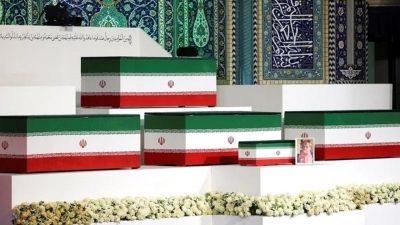 ইরানের সাবেক সুপ্রিম লিডার আলি খামেনির প্রতি শ্রদ্ধা নিবেদন