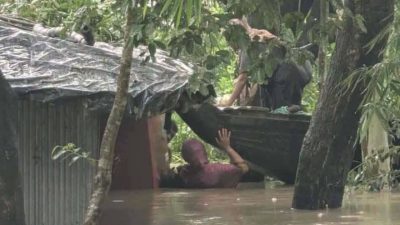 কক্সবাজারে বন্যা পরিস্থিতি সংকটজনক, গ্রামগুলো প্লাবিত