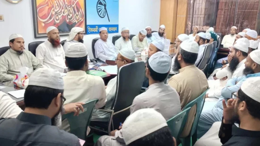 প্রশাসনের উদাসীনতায় বুলবুলকে প্রাণ দিতে হলো: চরমোনাই পীর
