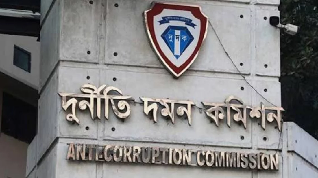 দুদকের নতুন মহাপরিচালক নাজমুল আলম