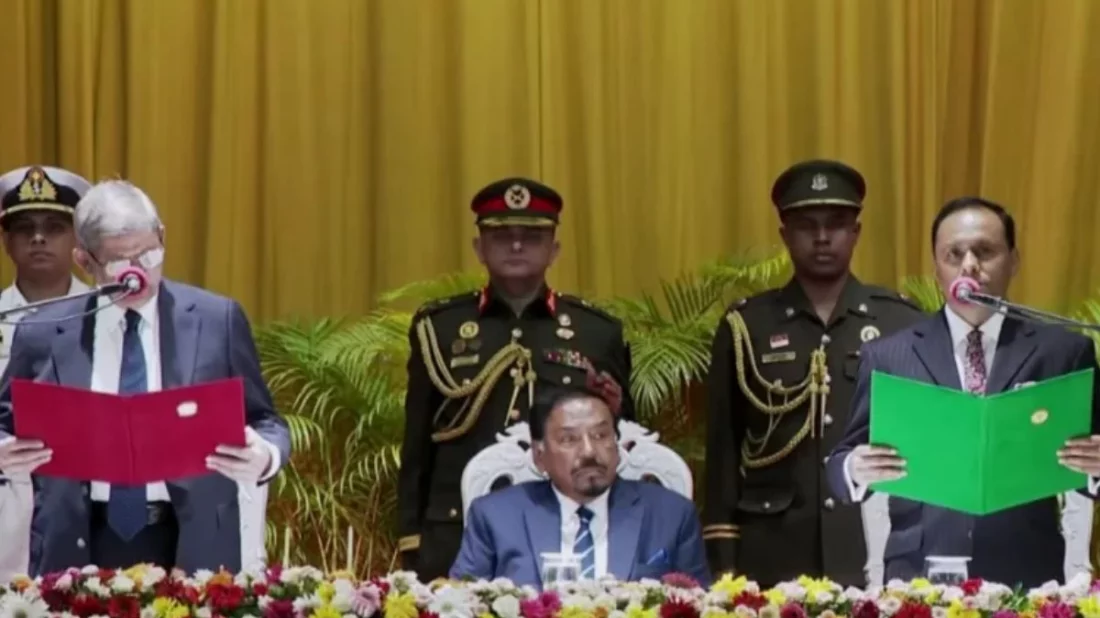 শপথ নিলেন নবনির্বাচিত রাষ্ট্রপতি মির্জা ফখরুল ইসলাম আলমগীর