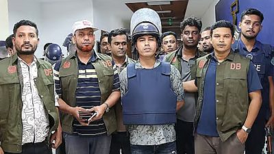 চাঁদাবাজি মামলায় চট্টগ্রামের শীর্ষ সন্ত্রাসী ডেভিড ইমন পাঁচ দিনের রিমান্ডে