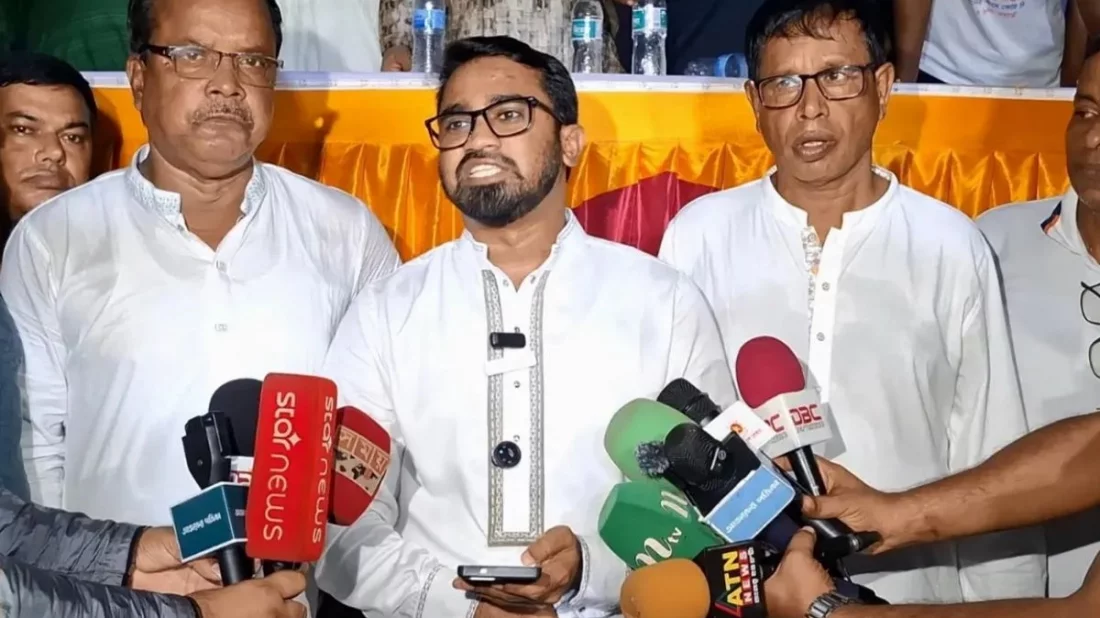 জামায়াত-এনসিপির লংমার্চ আওয়ামী লীগের ফেরার পথ তৈরি করছে: রাশেদ খাঁন