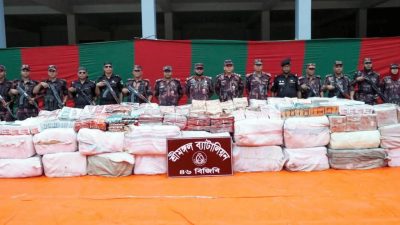 শ্রীমঙ্গল রেলস্টেশনে ৩ কোটি টাকার ভারতীয় পণ্য জব্দ