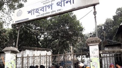 ঢাবি এলাকায় ফুটপাত থেকে ৬০ বছর বয়সী নারীর মরদেহ উদ্ধার