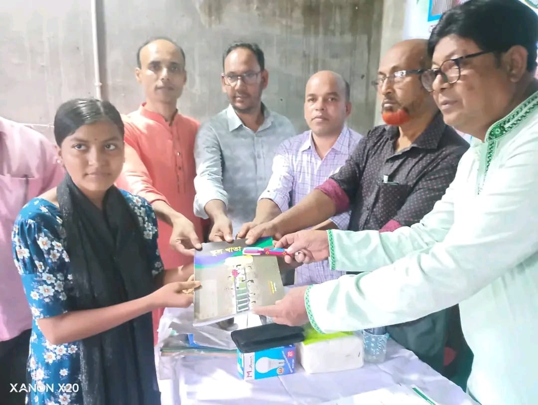 যশোরের মনোহরপুরে ‘প্রয়াস’ স্বেচ্ছাসেবী সংগঠনের শুভ উদ্বোধন, শিক্ষা উপকরণ ও মানবিক সহায়তা বিতরণ