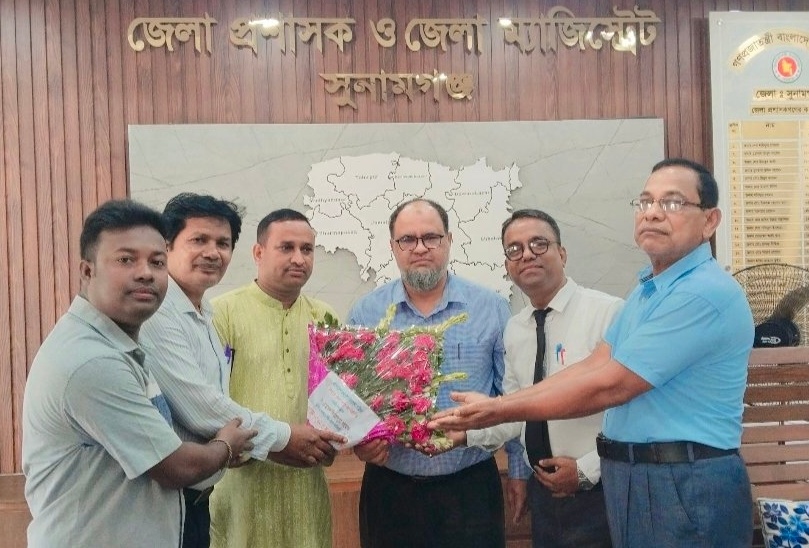 জেলা প্রশাসকের সাথে বাংলাদেশ জন্মাষ্টমী উদযাপন পরিষদ সুনামগঞ্জ জেলা শাখার নেতৃবৃন্দের সৌজন্য সাক্ষাৎ