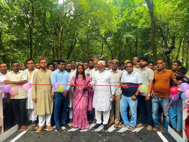দিনাজপুর বীরগঞ্জে মডেল মসজিদ ও বেইলী ব্রীজের উদ্বোধন