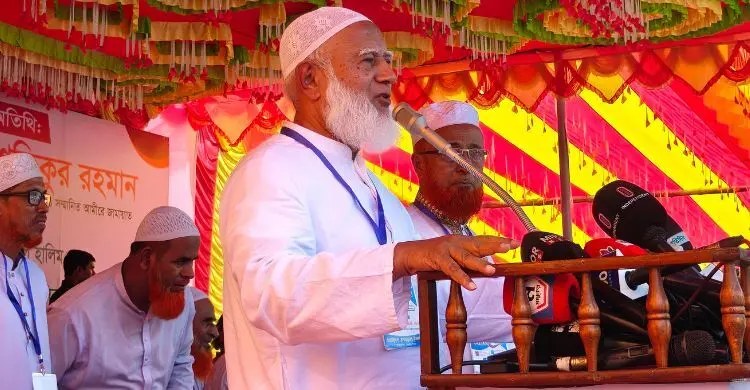 জামায়াত আমিরের বক্তব্য: মানুষের অধিকার কেড়ে নেওয়া হবে না
