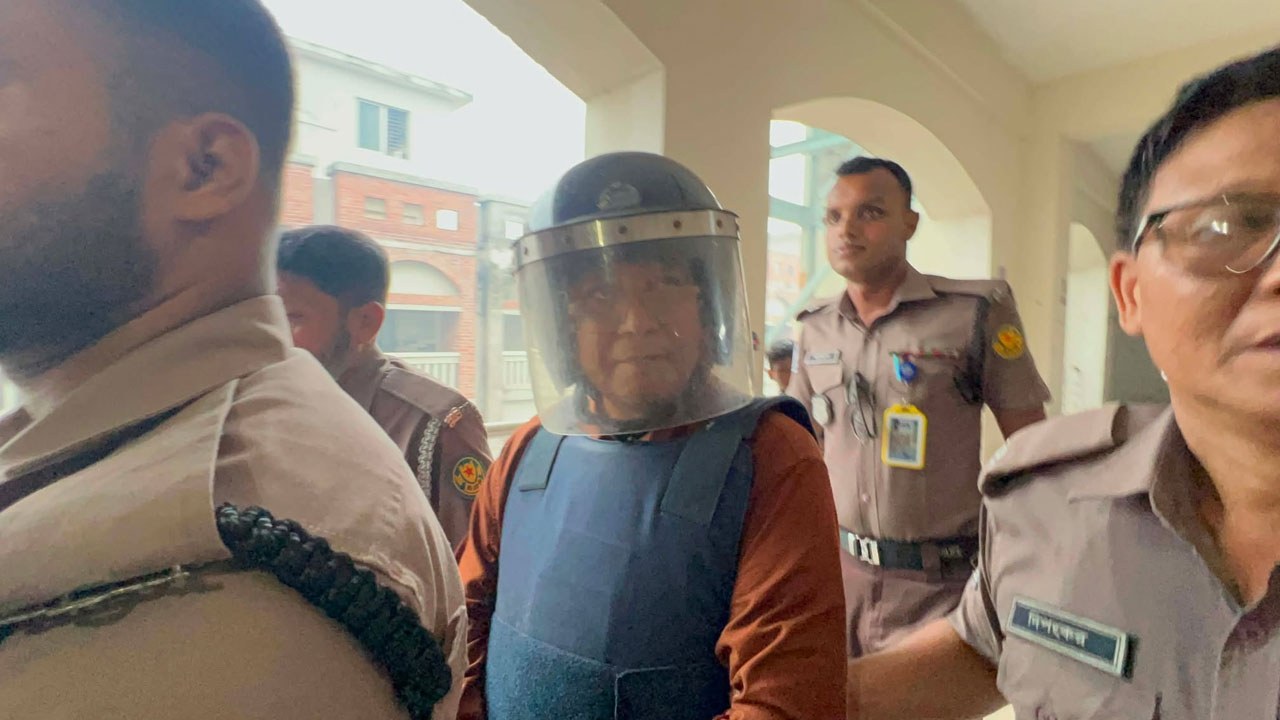 সাবেক যুগ্ম সচিব জগলুল পাশা ৭ দিনের রিমান্ডে