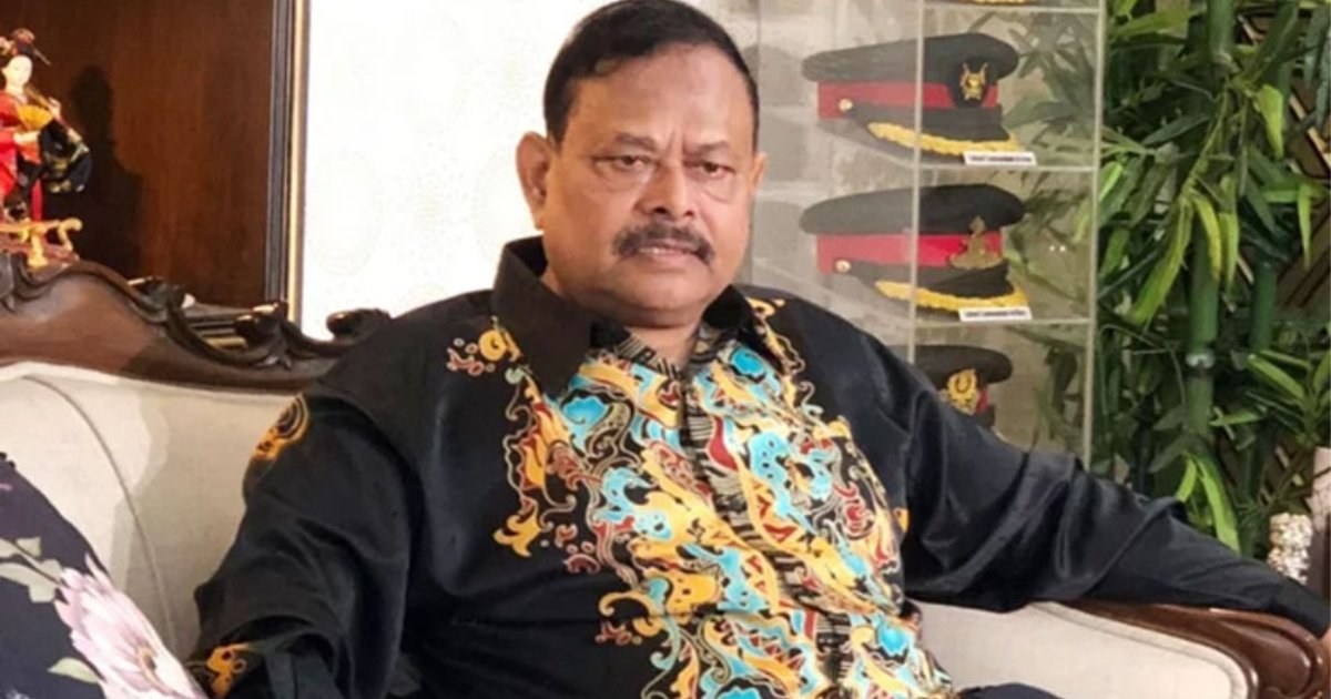 সাবেক সেনাপ্রধান আজিজের বিরুদ্ধে ইন্টারপোলে রেড নোটিশের আবেদন