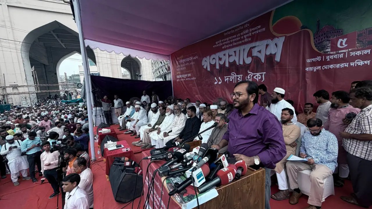 বিএনপির উদ্দেশ্যে এবি পার্টির মঞ্জুর সতর্কতা: হাসিনার ভুলের পুনরাবৃত্তি করবেন না