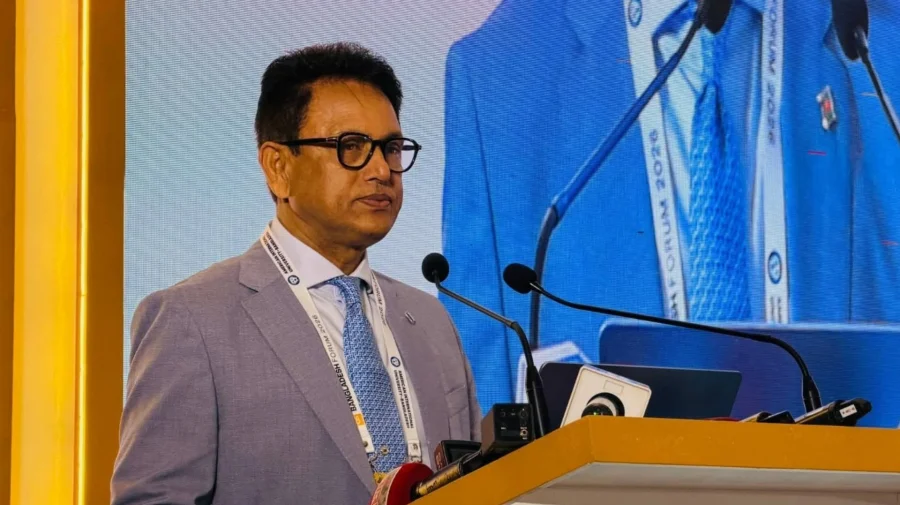 মাদক ও মোবাইল আসক্তি কাটাতে তরুণদের বই পড়ার আহ্বান শিক্ষামন্ত্রীর