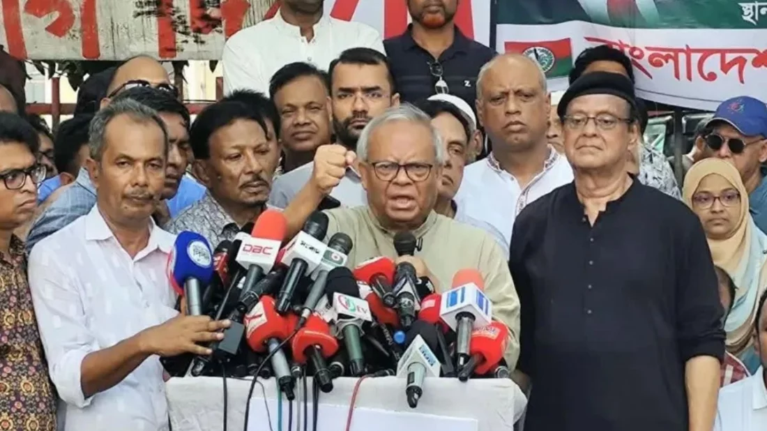 শেখ হাসিনাসহ অভিযুক্তদের আশ্রয় দিয়ে বাংলাদেশের বিরুদ্ধে চক্রান্ত করছে ভারত: রিজভী
