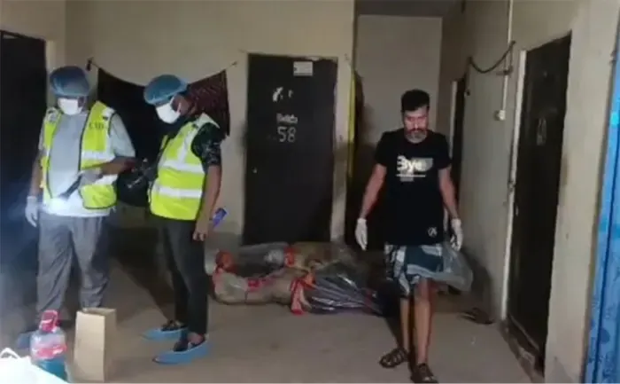 আশুলিয়ায় তালাবদ্ধ ঘর থেকে নবজাতকসহ তিনজনের অর্ধগলিত মরদেহ উদ্ধার