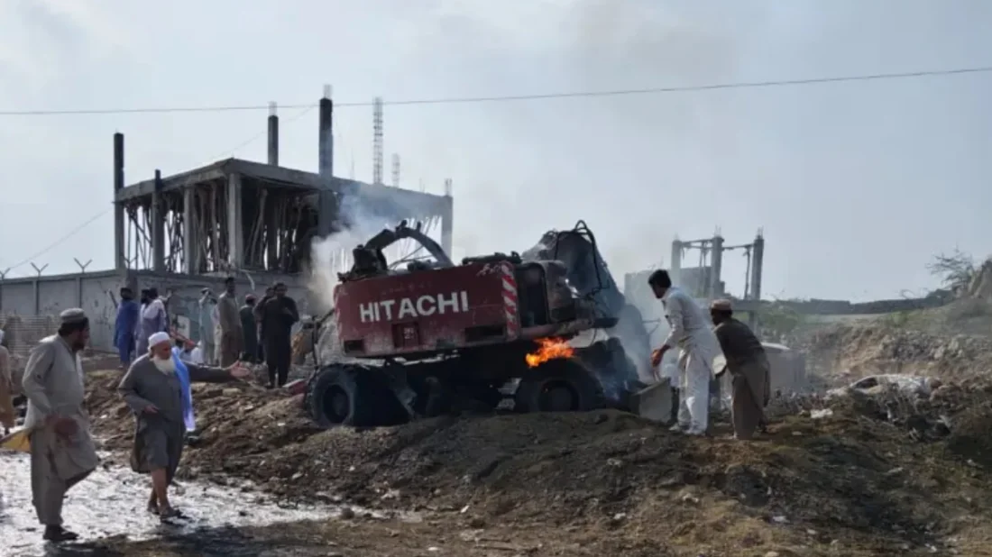 পাকিস্তানে পুলিশ চেকপোস্টে বোমা হামলায় নিহত ১১