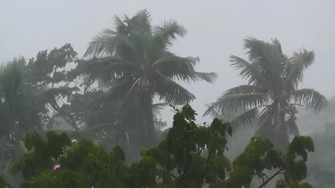 দুপুরের মধ্যে ৮ জেলায় ঝড়বৃষ্টির আভাস