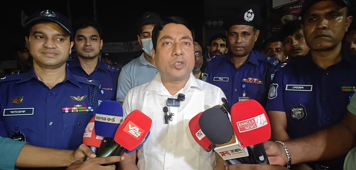 নারায়ণগঞ্জের যানজট নিরসনে সমন্বিত উদ্যোগের তাগিদ এসপি হাবিবুরের