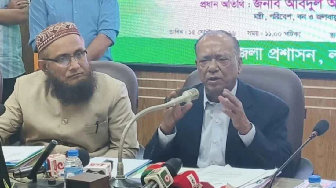 রাজনীতিবিদদের কাজ বক্তৃতা, সরকারি কর্মকর্তাদের কাজ চুরি ও কিছু কাজ করা: পরিবেশমন্ত্রী