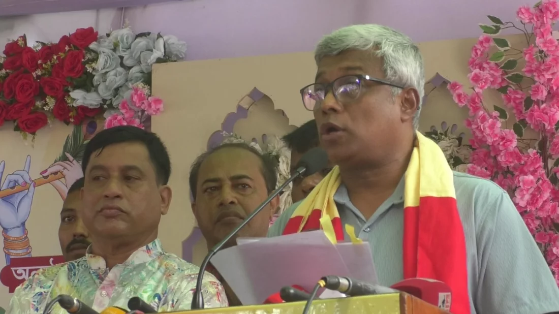 ‘আমরা ফটোসেশনের রাজনীতি করি না’, বিরোধীদের সমালোচনার জবাবে পানিসম্পদমন্ত্রী