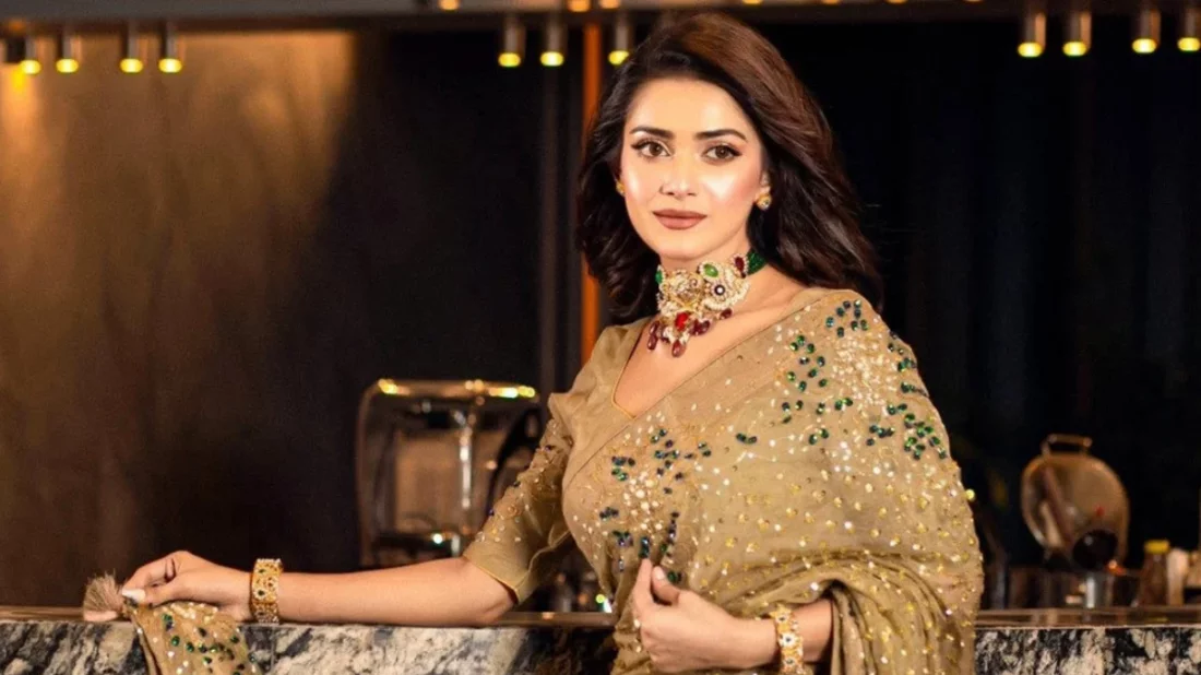 বাংলাদেশে নিজেকে নিরাপদ মনে করি না: তানজিন তিশা