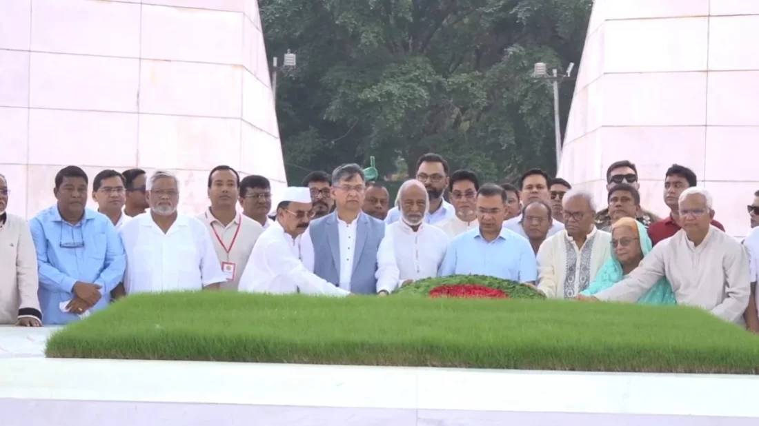 বিএনপির ৪৮তম প্রতিষ্ঠাবার্ষিকী জিয়াউর রহমান ও খালেদা জিয়ার সমাধিতে শ্রদ্ধা তারেক রহমানের
