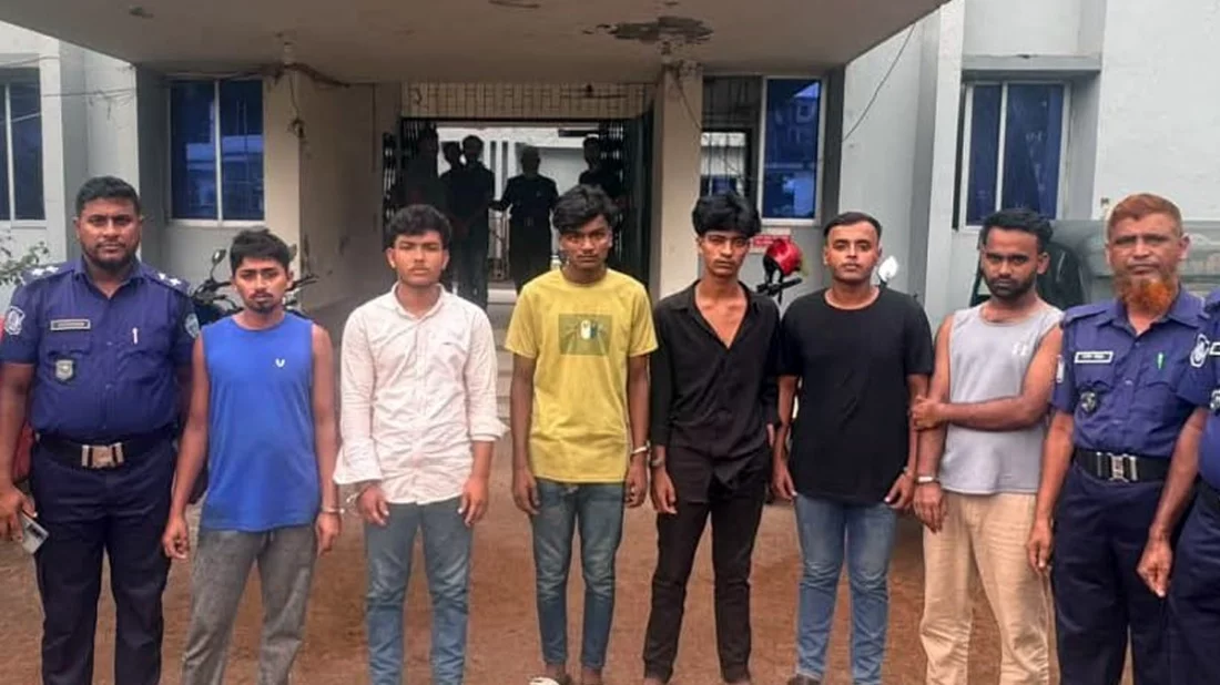 দাগনভূঞায় স্বামীকে জিম্মি করে স্ত্রীকে ধর্ষণচেষ্টার অভিযোগ, গ্রেপ্তার ৬